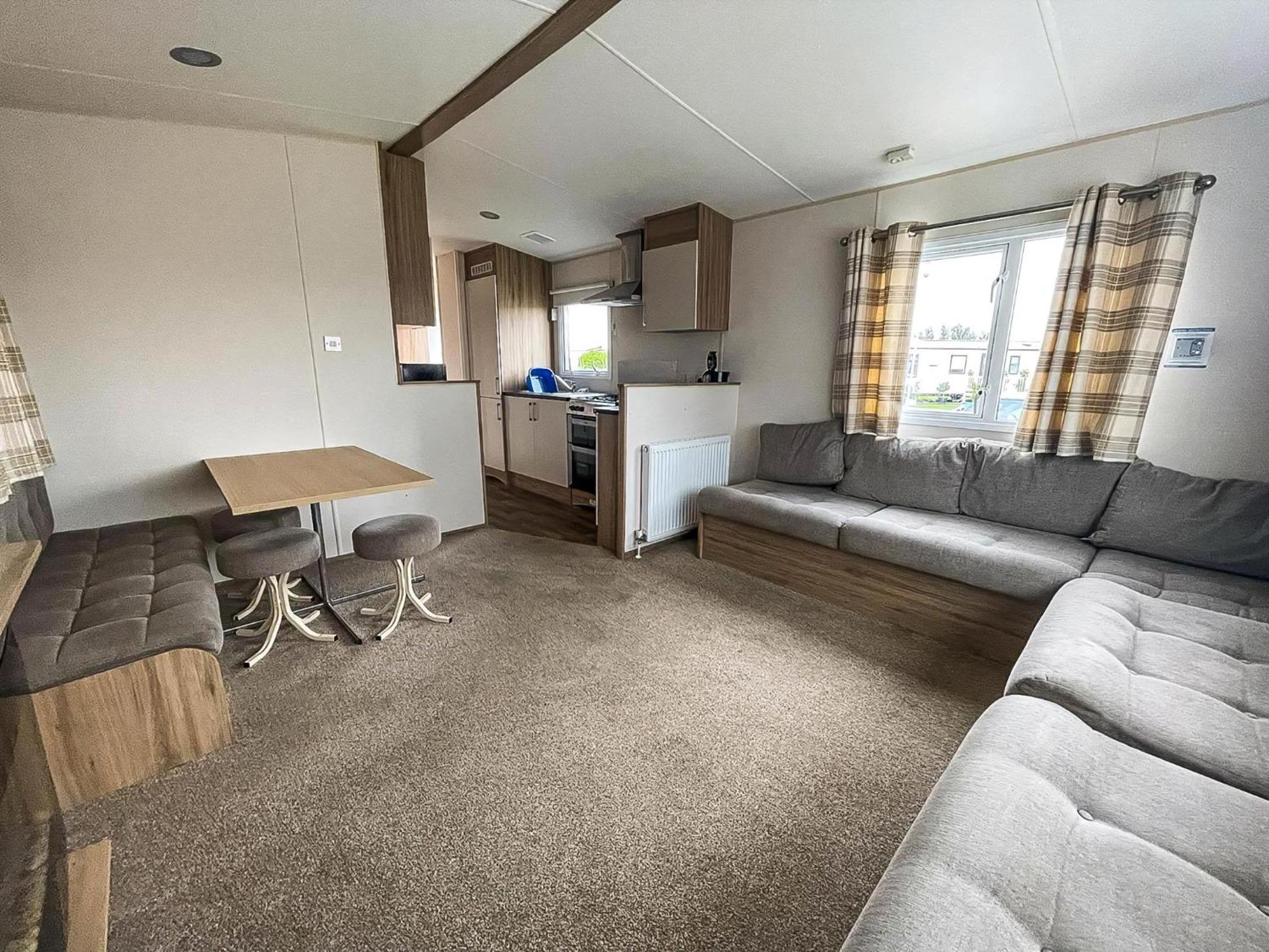 Superb 6 Berth Caravan At St Osyth Beach, Near Clacton-On-Sea Ref 28008Mc Exteriér fotografie