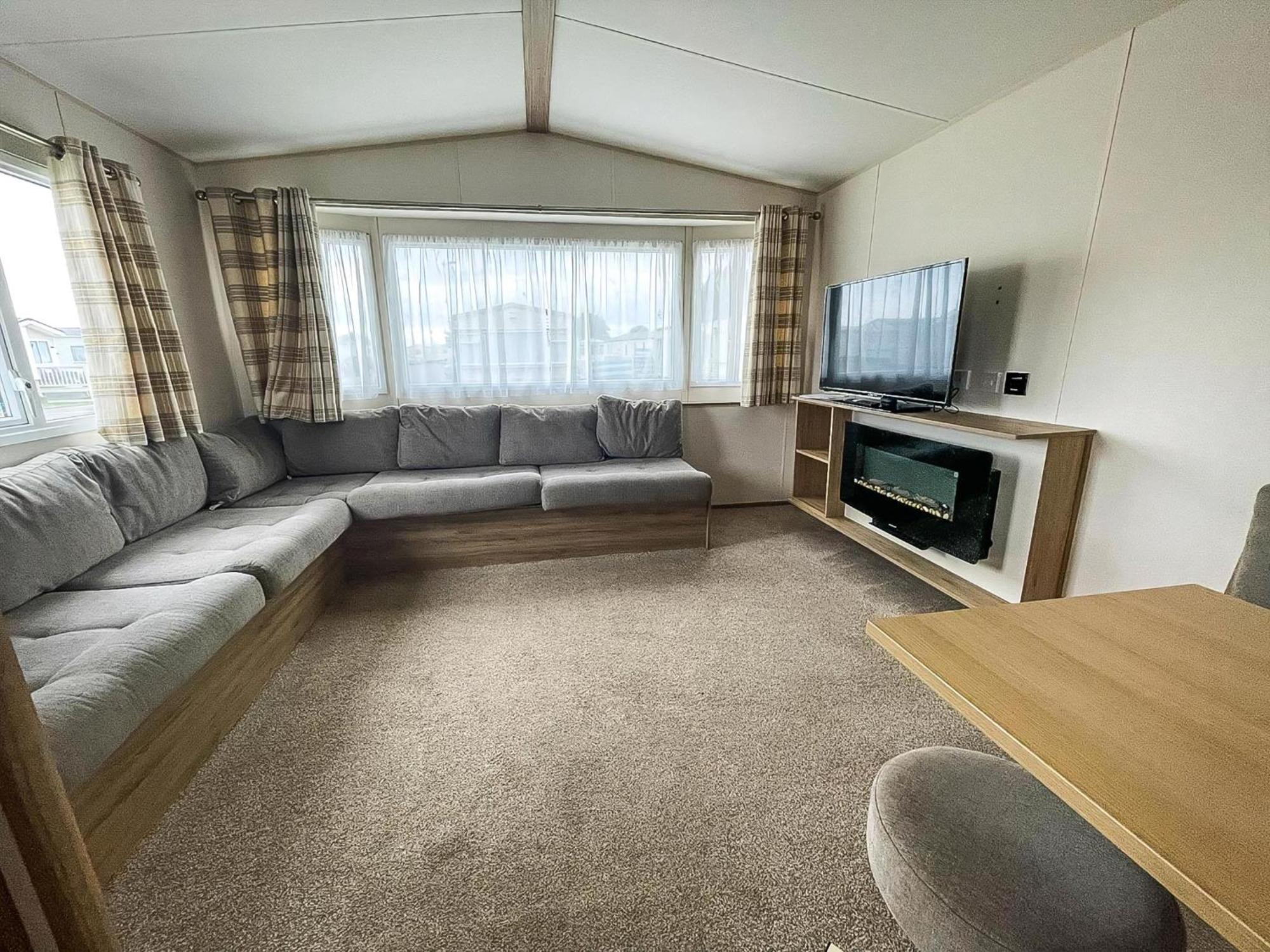 Superb 6 Berth Caravan At St Osyth Beach, Near Clacton-On-Sea Ref 28008Mc Exteriér fotografie